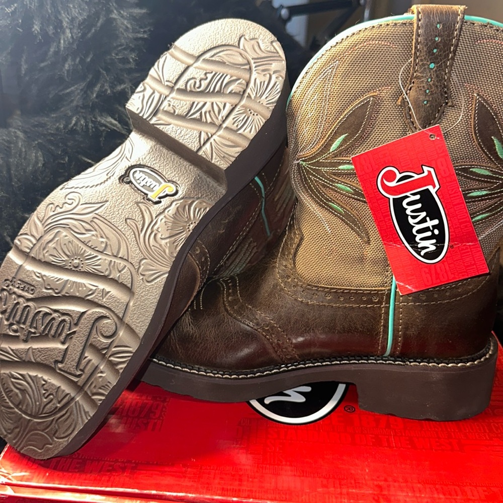 Nettie Brown Water Buffalo SquareToe Boots